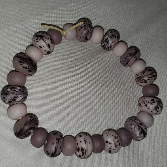 Purple Lampwork Glass Beaded Stretch Bracelet Handmade - Picture 2 of 8